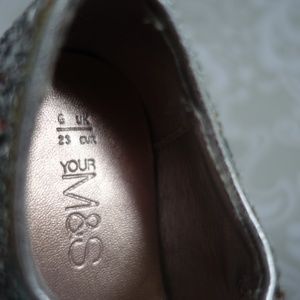 m and s girls sandals